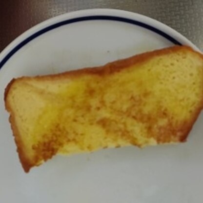 ５月晴れさん♪フレンチトーストとてもおいしいレシピありがとうございます(*^-^*)食パンで簡単に作れておやつにしました～♥